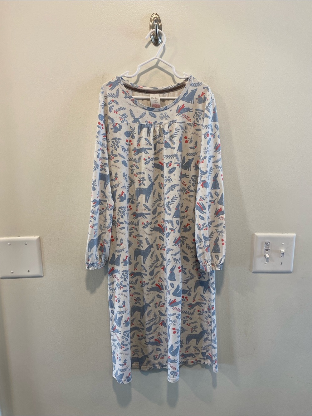 Mini Boden girls nightgown size 9-10 Holiday holly print Christmas